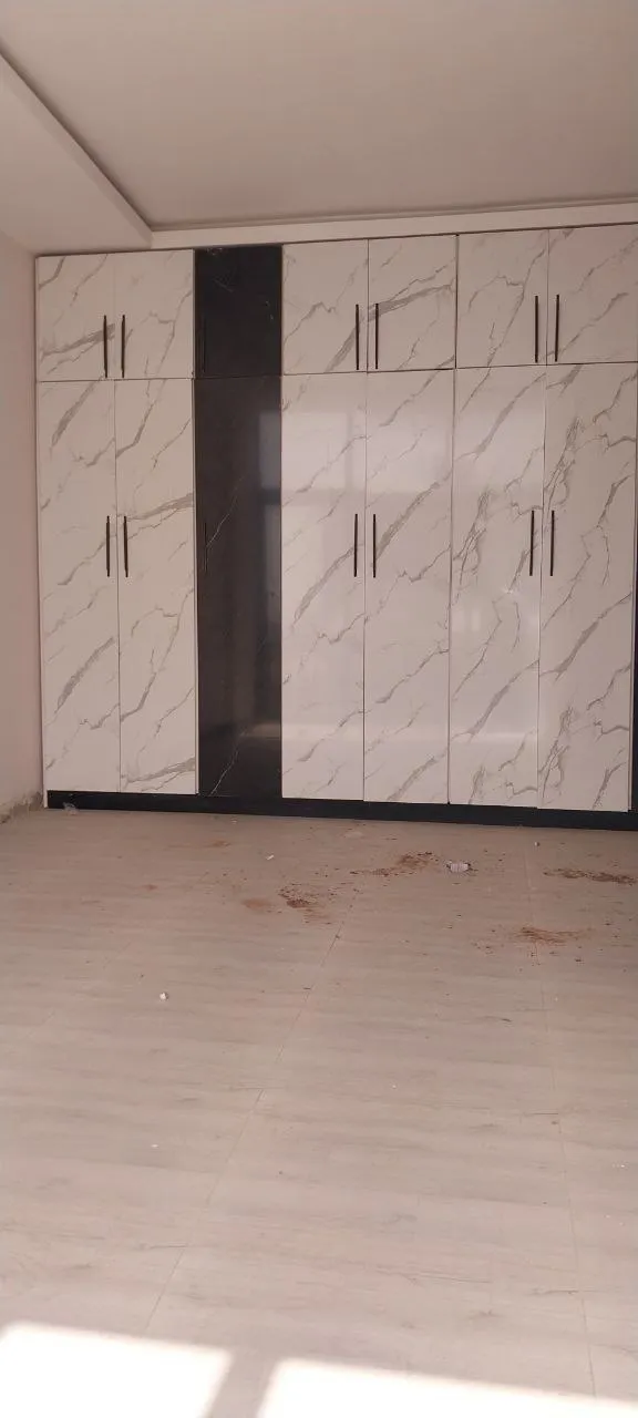 3 Bedroom Apartment in Summit 72 – photo 3