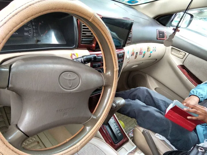 Toyota Corolla 2003 Automatic – photo 4