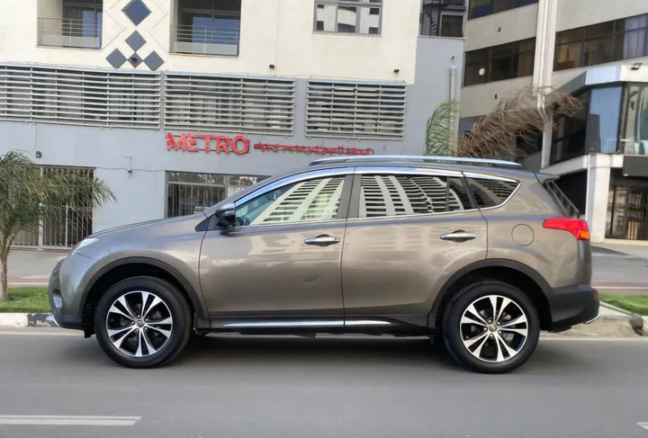 Toyota RAV4 2015 2.0L Automatic – photo 3
