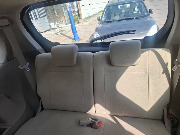 Toyota Avanza 2013 Automatic – photo 3