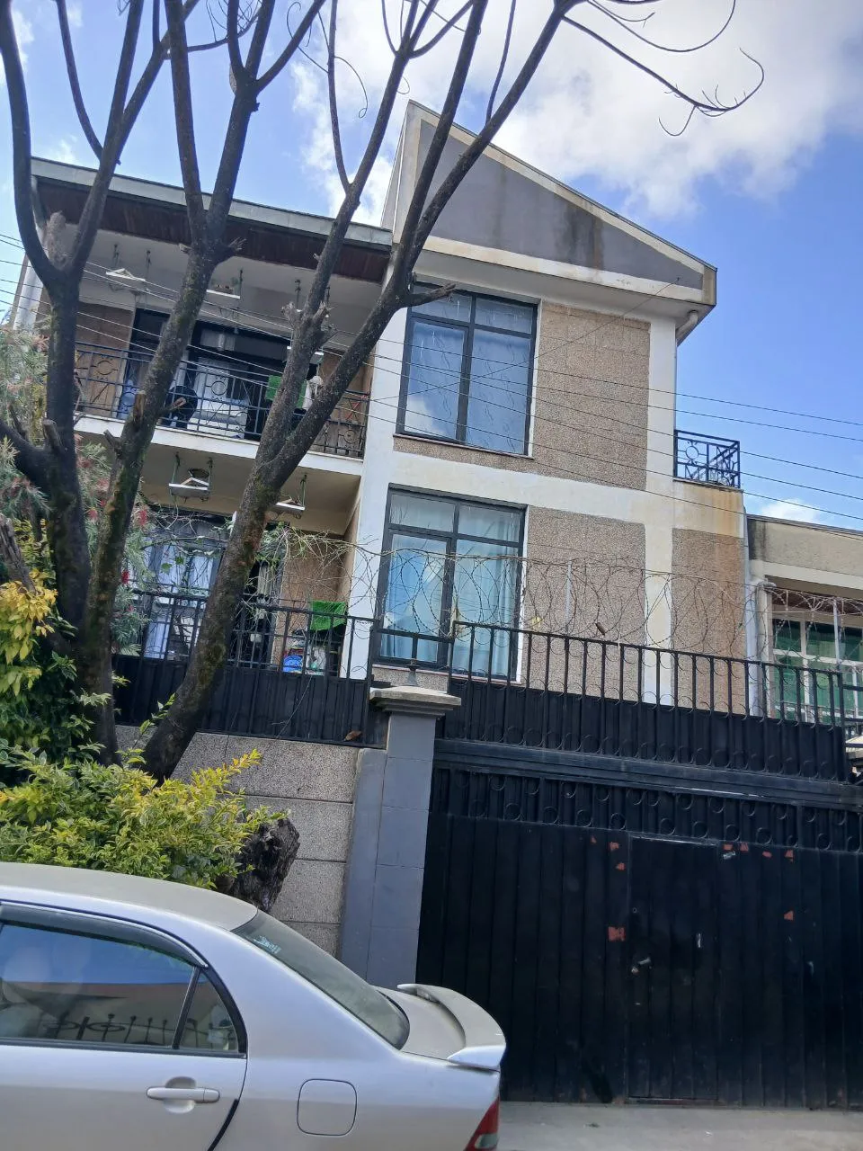Modern G+2 Terrace Residential House – photo 3