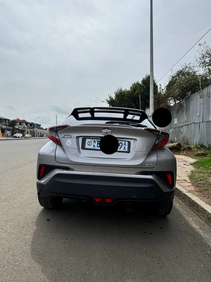 Toyota CHR 1.2T AWD 2017 – photo 5