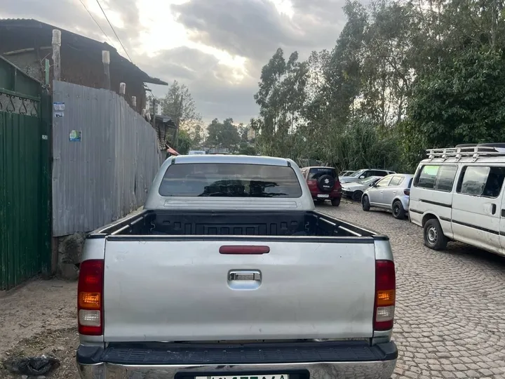 Toyota Hilux Double Cab 2007 – photo 4