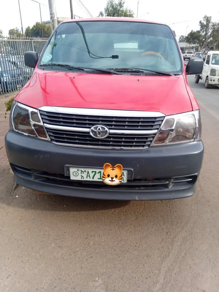2011 Toyota Hiace Panel Van – photo 5