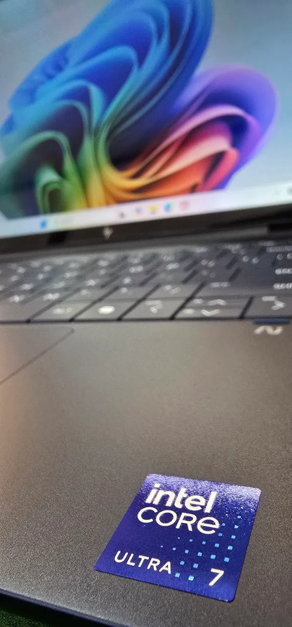 HP OmniBook X Flip Ultra 7 Laptop – photo 5