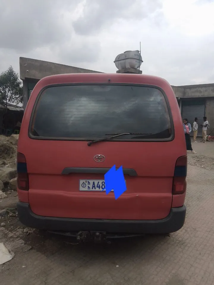 Toyota Dolphin 2000 Manual Van – photo 3