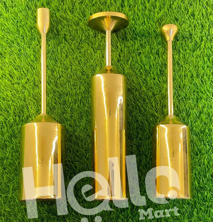 Elegant Golden Candle Holder Set – photo 3