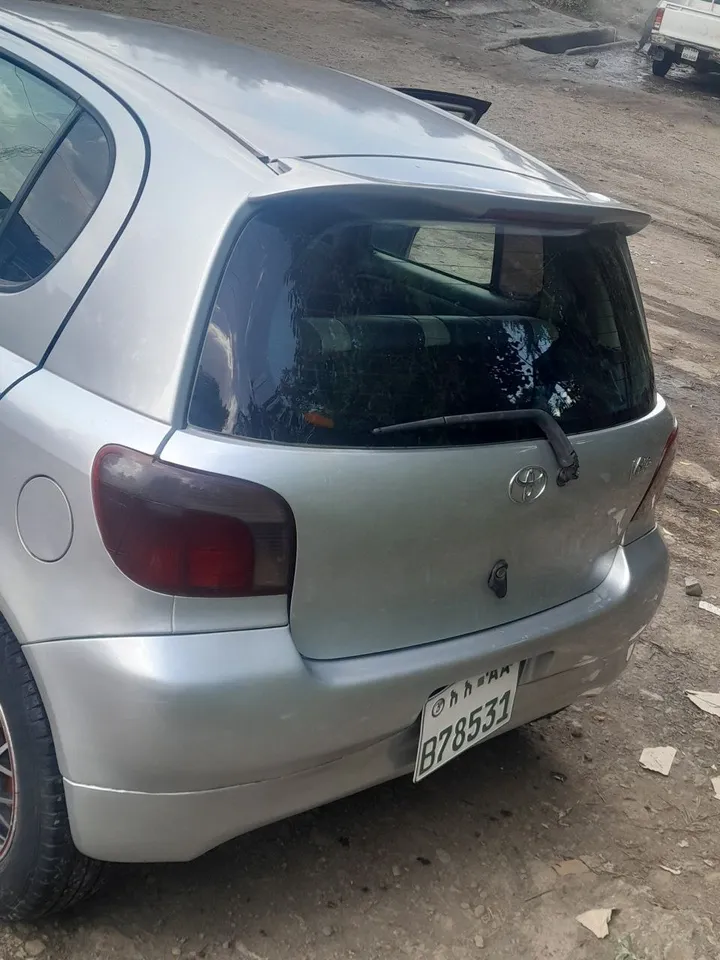 Toyota Vitz 2001 Hatchback – photo 6