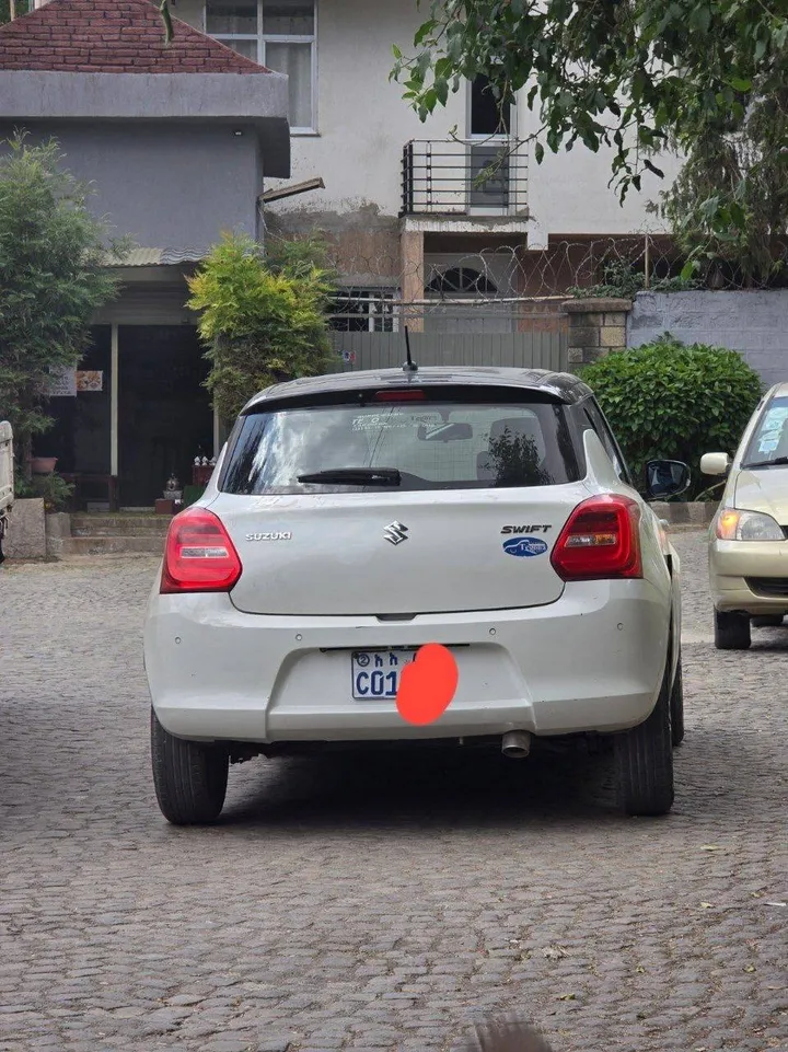 Suzuki Swift 2022 Full Option – photo 6