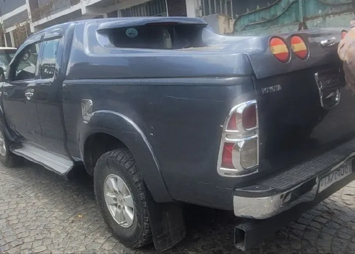 Toyota Hilux King Cab 2012 – photo 3