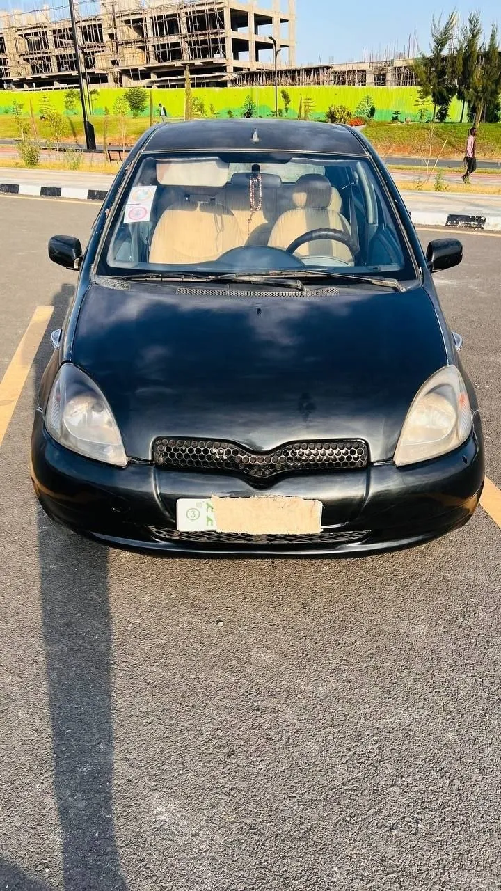 Toyota Vitz 2000 Automatic – photo 5