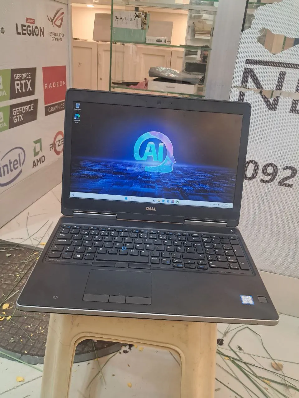 Dell Workstation Laptop i7 16GB – photo 5