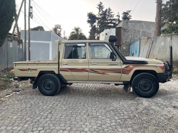 Toyota LandCruiser Double Cab 2020 – photo 8