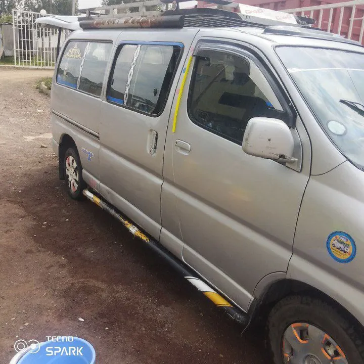 Toyota Dolphin 2006 Manual D4D – photo 3
