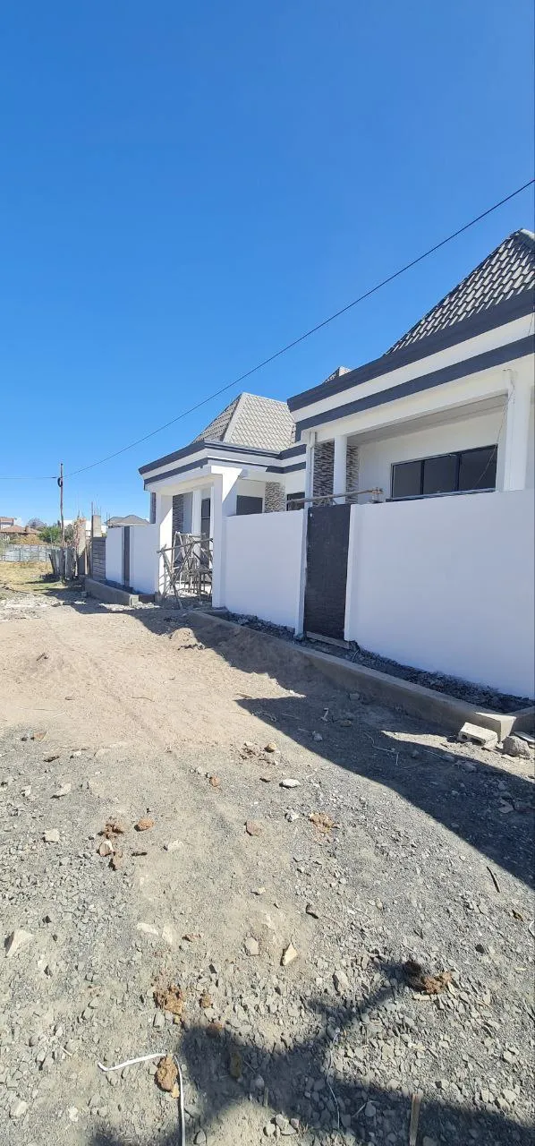 250 Sqm Villa for Sale in Ayat – photo 3