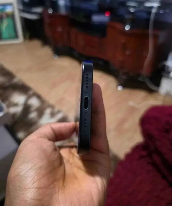 iPhone 16 Pro 128GB – photo 3