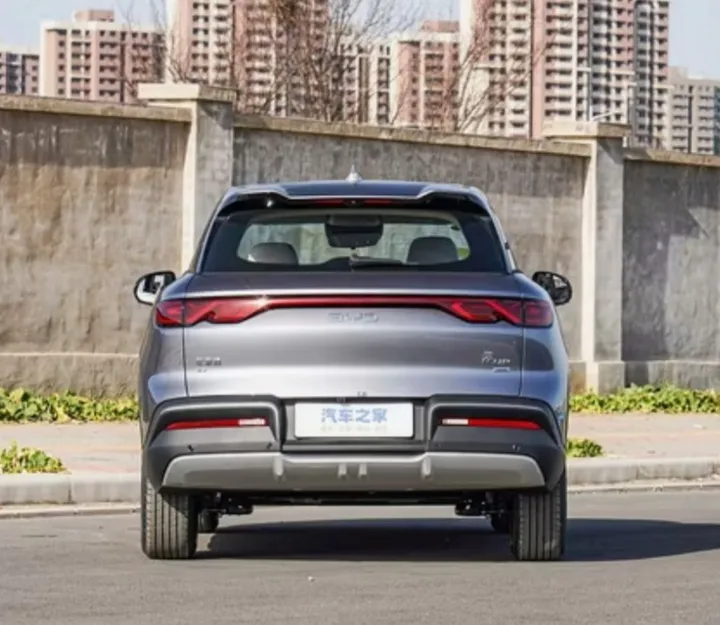 BYD Yuan Up 2025 Luxury – photo 6
