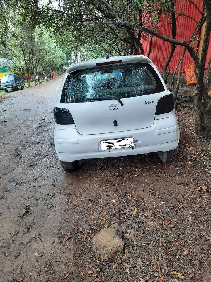 Toyota Vitz 2004 Automatic – photo 4