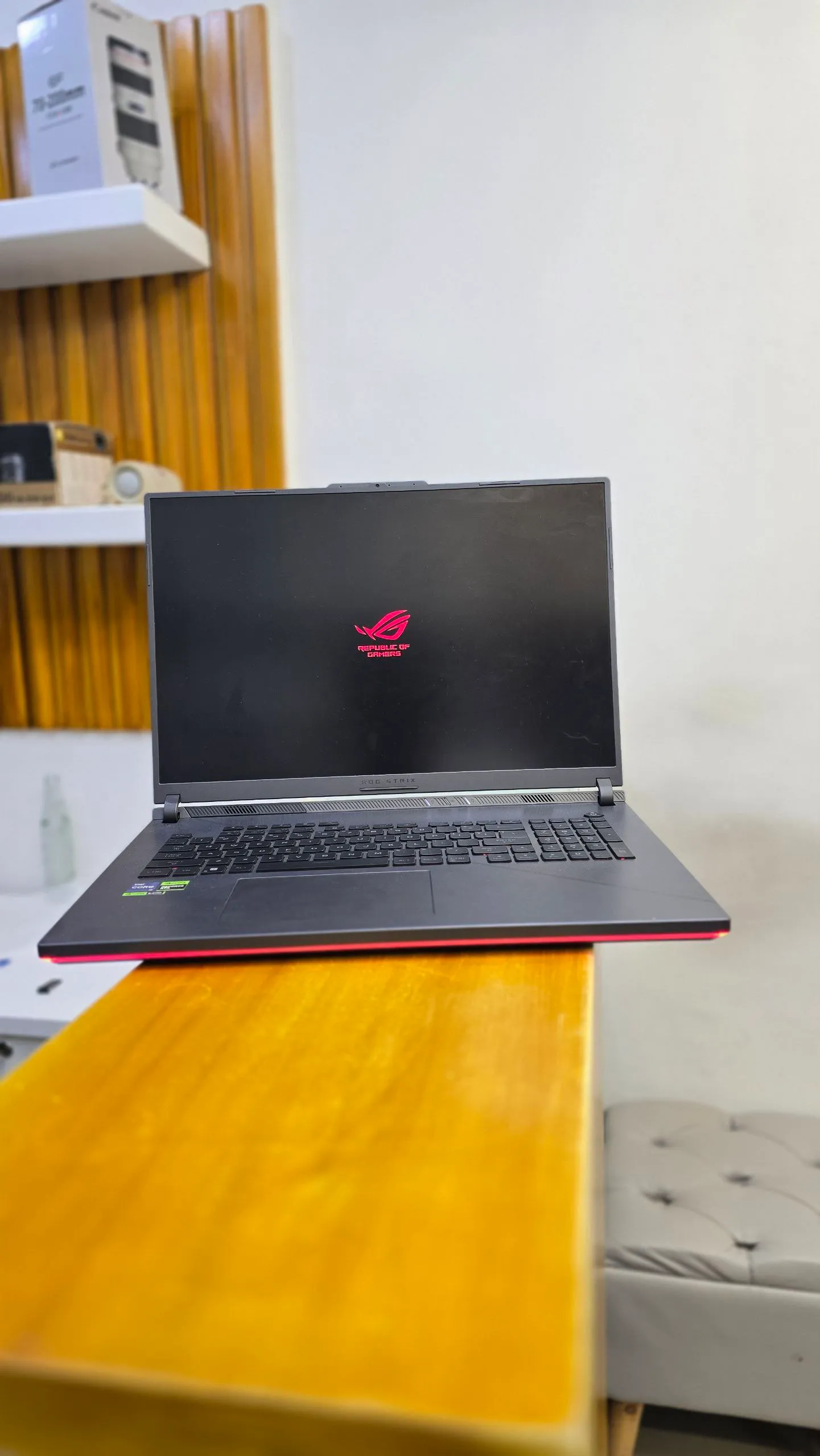 Asus ROG G814JV i9 RTX 4080 – photo 5