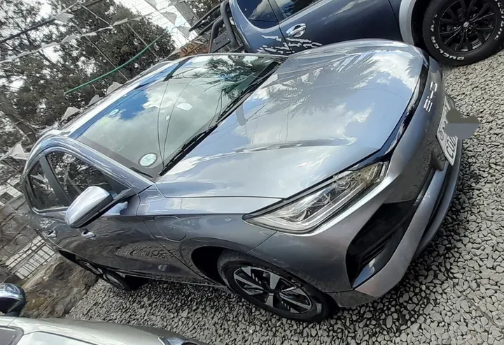BYD E2 Electric 2025 – photo 4