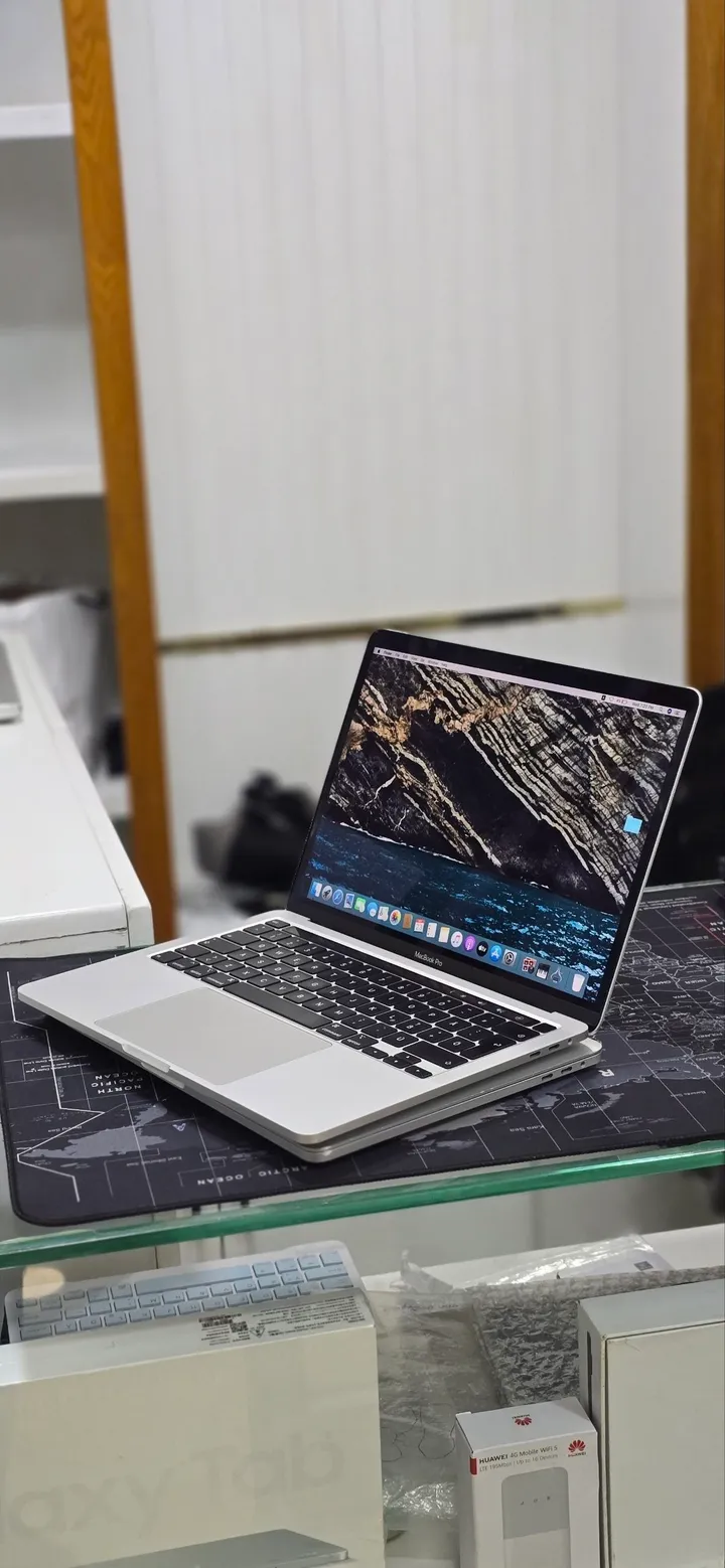 MacBook Pro 2020 13.3-inch Core i7 – photo 3