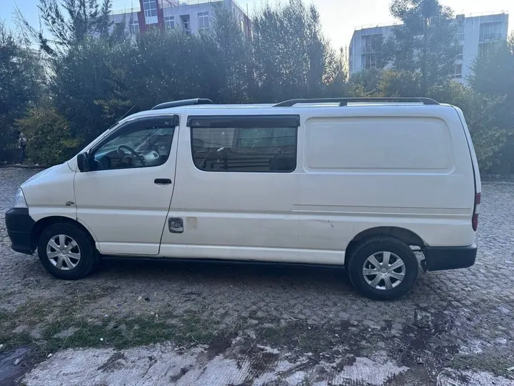 Toyota D4D 2006 Diesel Van – photo 4