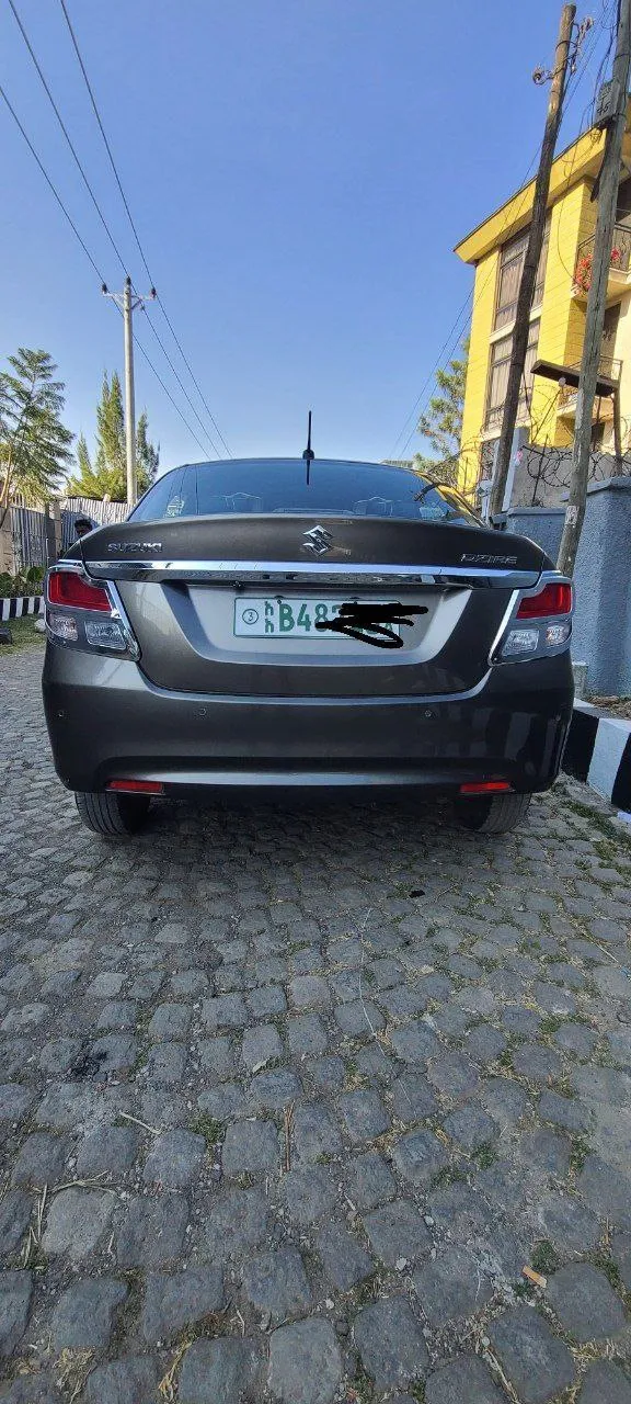 Suzuki Dzire 2021 Automatic – photo 5