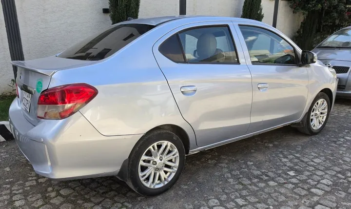 Mitsubishi Attrage 2022 Automatic – photo 3