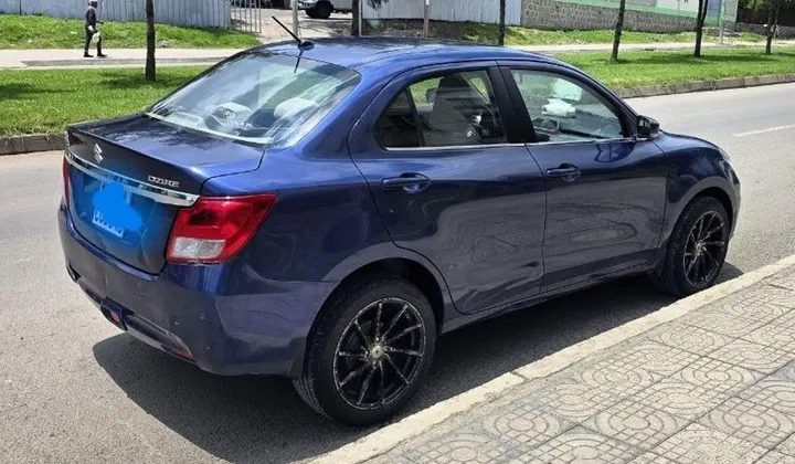 Suzuki Dzire 2021 Automatic 1.2L – photo 4