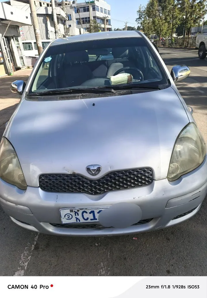 Toyota Vitz 2004 – photo 8