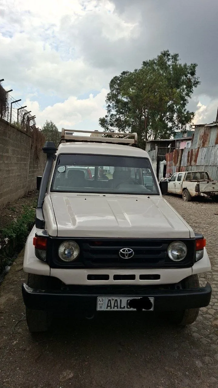 2003 Toyota Land Cruiser 1HZ – photo 5
