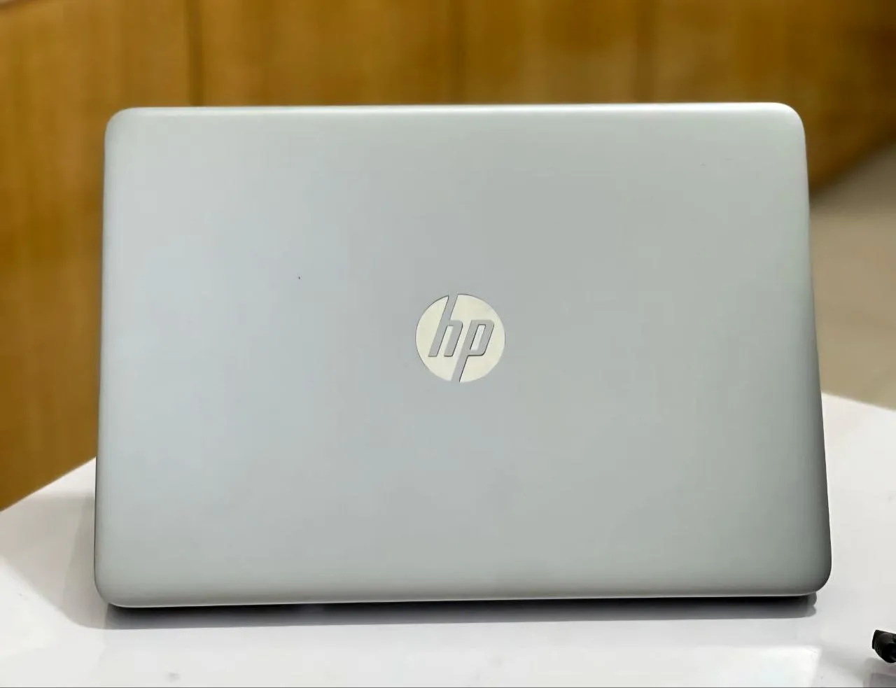HP EliteBook 840 G4 Touchscreen Laptop – photo 3