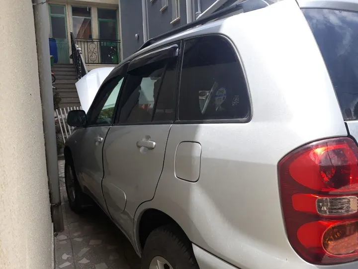 Toyota RAV4 2006 Automatic – photo 4