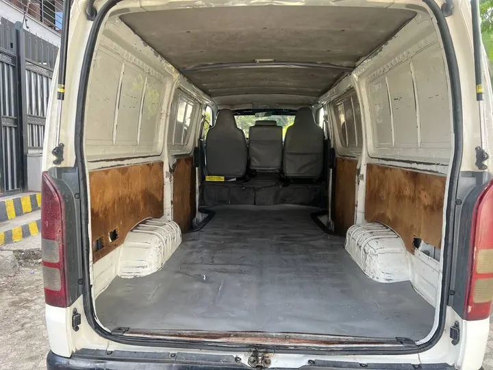 Toyota Hiace Abadula 2012 – photo 4