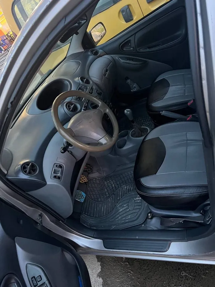 Toyota Vitz Yaris 1999 Manual – photo 5