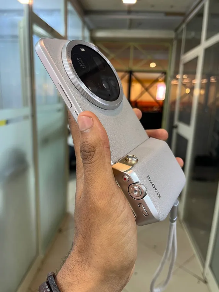 Xiaomi 15 Ultra 1TB 16GB Camera Kit – photo 3
