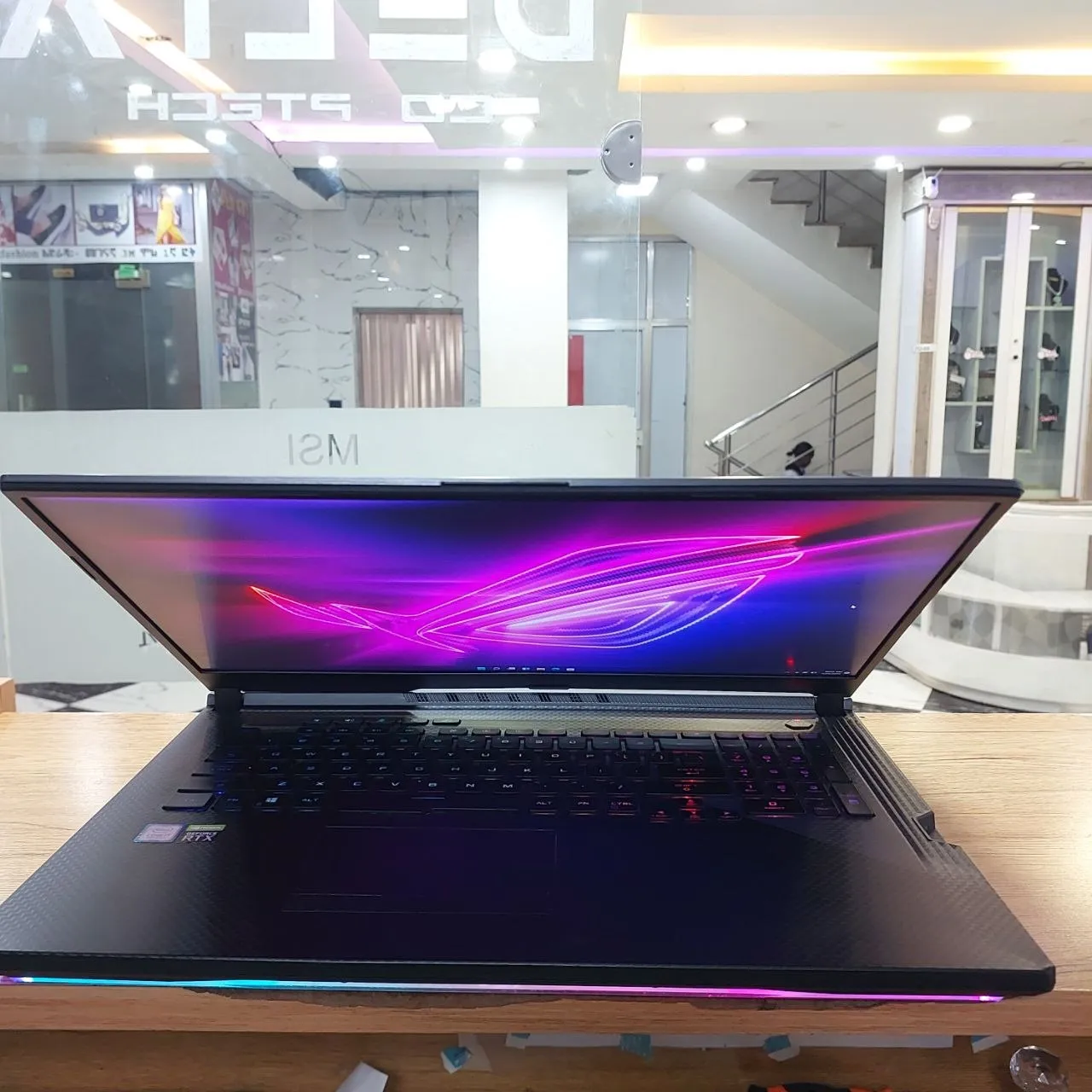 Asus ROG Strix i7 RTX 2070 Laptop – photo 4