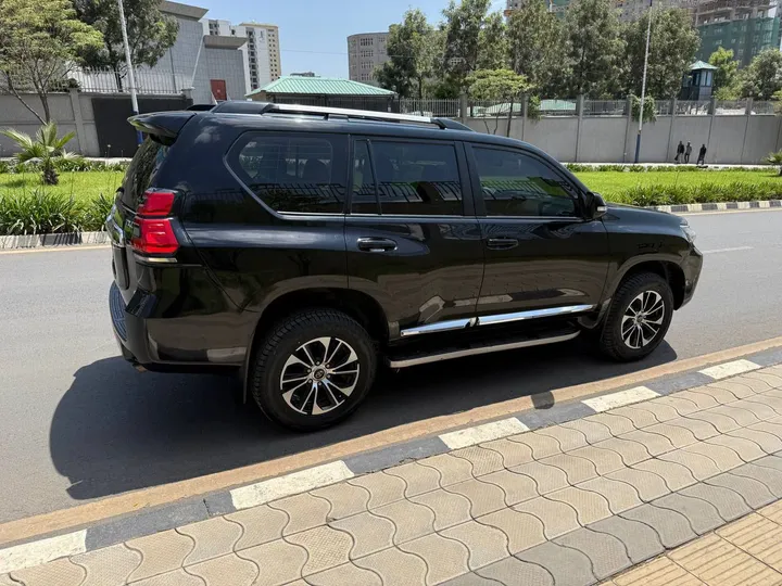 Toyota Landcruiser Prado 2020 – photo 5