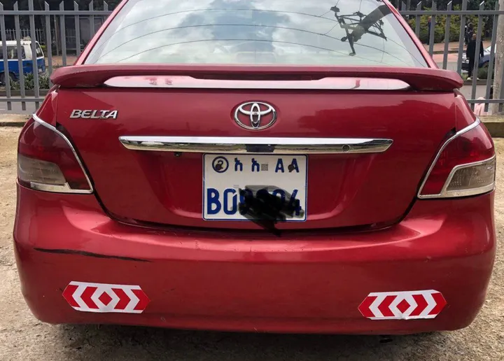 Toyota Yaris Belta 2006 – photo 4