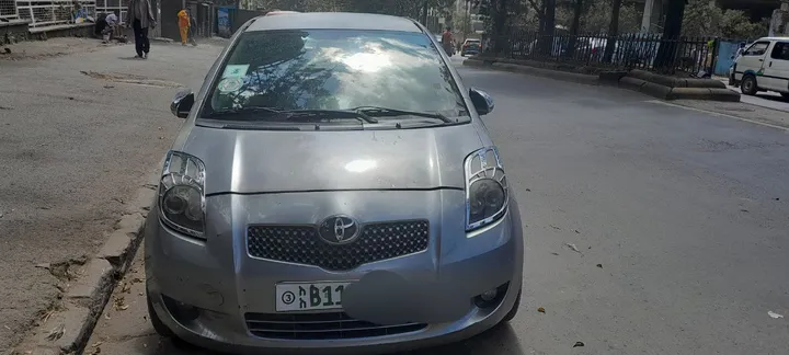 Toyota Yaris Compact 2007 – photo 5