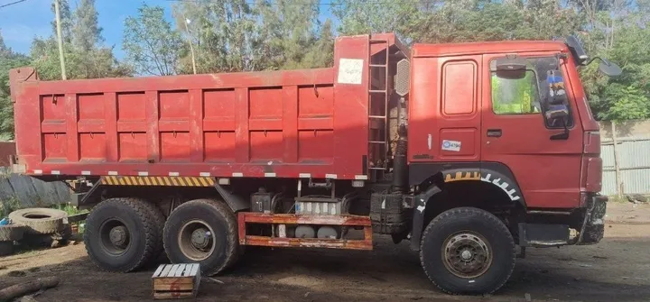 Sinotruk Dump Truck 2016 – photo 5