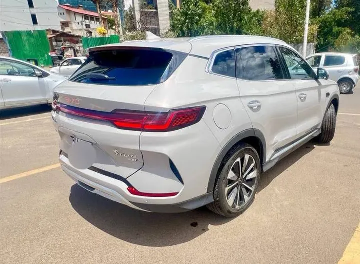 BYD Song Plus Smart SUV – photo 4