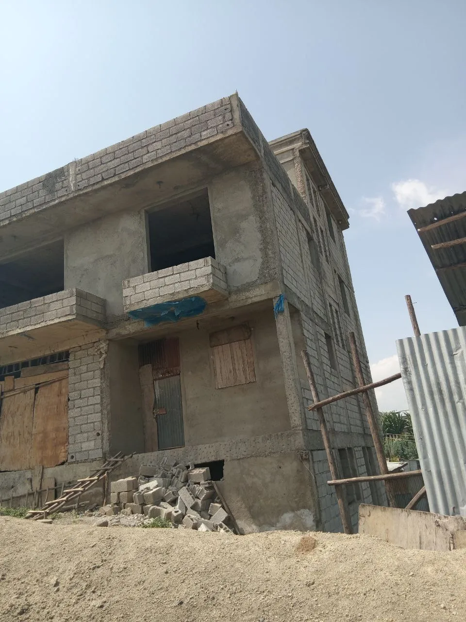 250 Sqm B+G+2 House in Ayat – photo 4