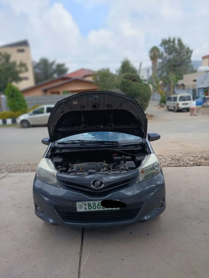 Toyota Yaris Joyla 2012 – photo 5