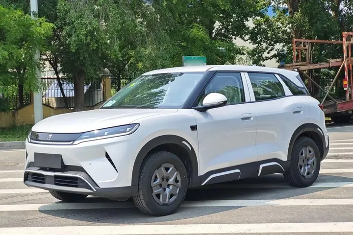 BYD Yuan Up Smart 2025 – photo 4
