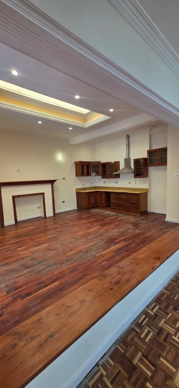 G+1 House 300 sqm Ayat – photo 3