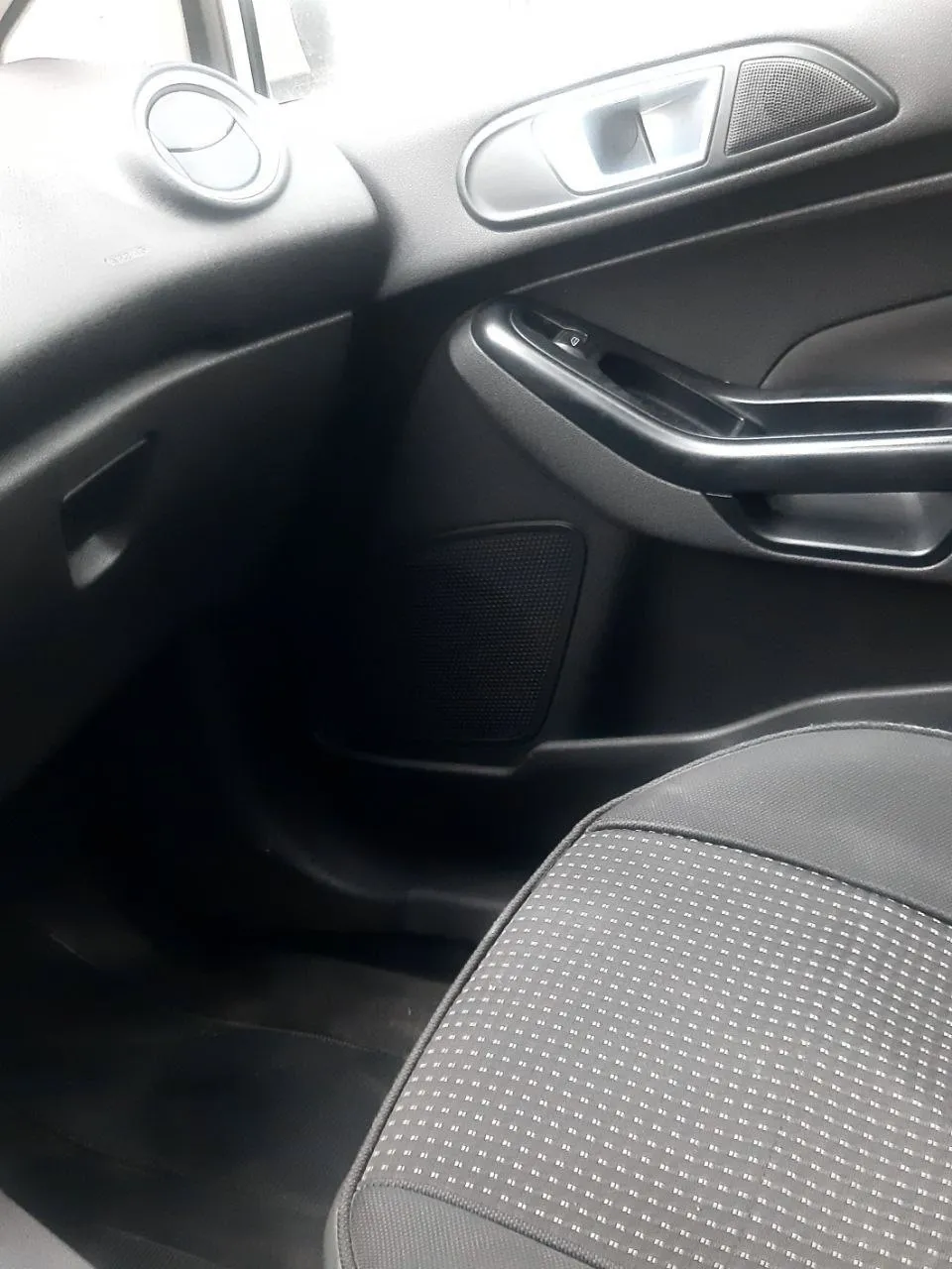 Ford Fiesta 2013 Manual – photo 4