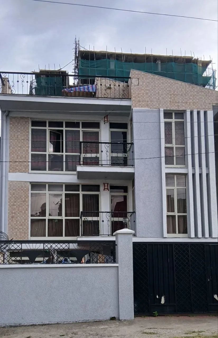 Modern G+2 Residential House 175 sqm – photo 3