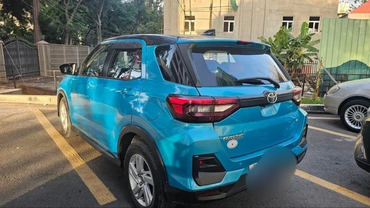 Toyota Raize 2022 Automatic SUV – photo 4