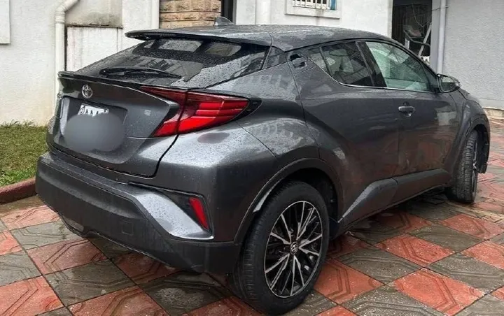 Toyota CH-R 2020 Automatic – photo 3